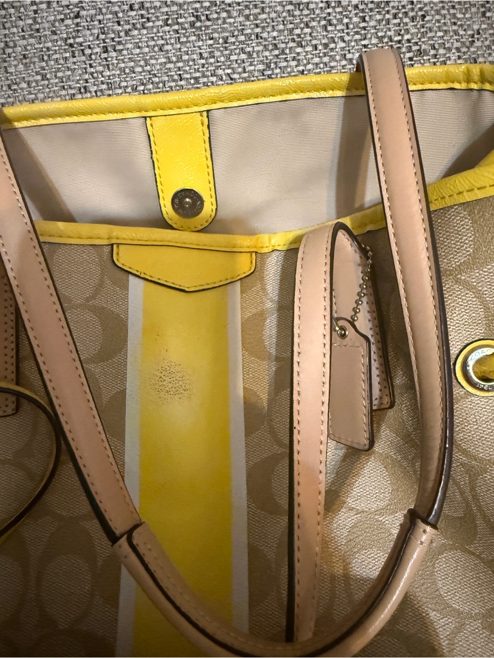 Coach Beige Signature Tote with Yellow Trim and Tan Handles - Picture 3 of 13